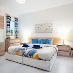 The Waterfront With 3 Bedrooms, 4 Bathrooms, Private Garage Sliema