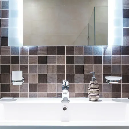 The Luxurious Seafront *