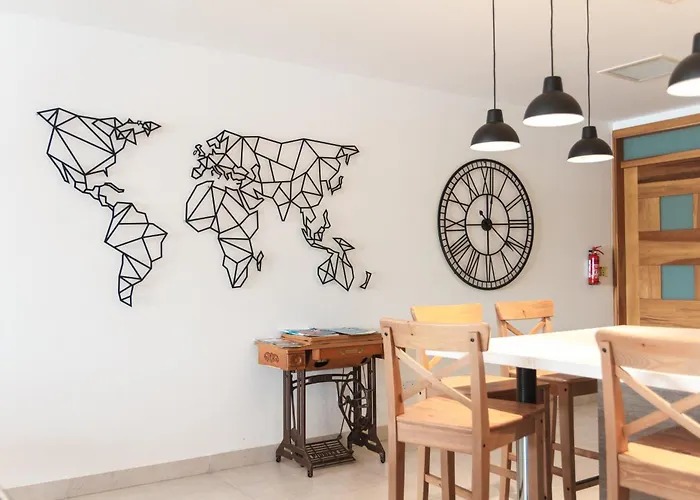 The Waterfront With 3 Bedrooms, 4 Bathrooms, Private Garage Apartment Sliema