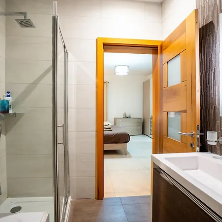 The Luxurious Seafront Appartement