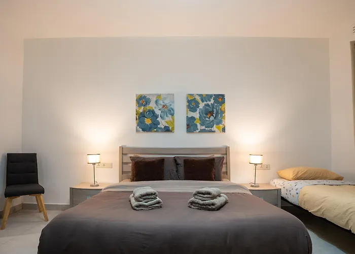 The Waterfront With 3 Bedrooms, 4 Bathrooms, Private Garage Apartamento Sliema